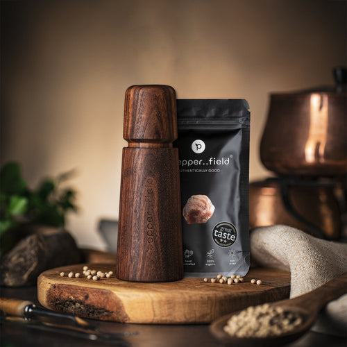 Brown Scandinavian Grinder with pepper (17 cm) + red pepper (100 g) 
