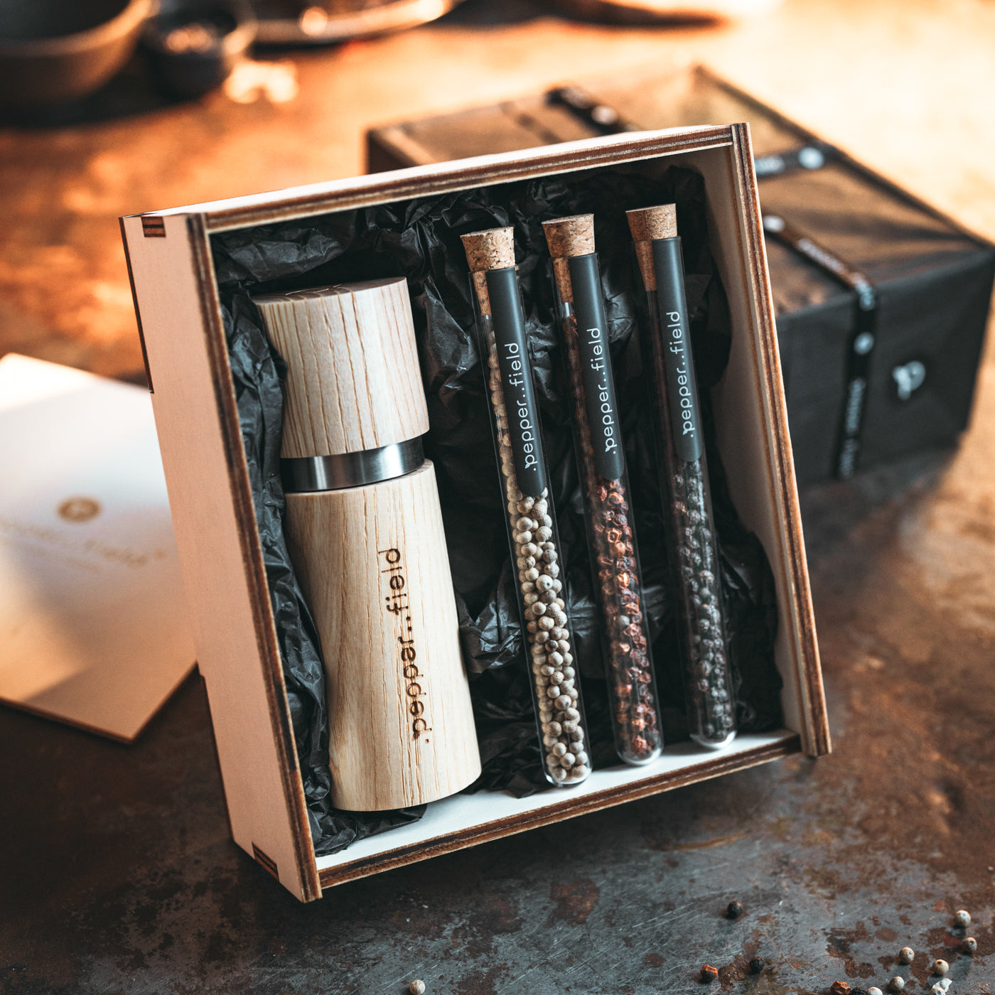 Set of test tubes with 3 types of Kampot pepper + grinder in a gift box (3× 10 g) 